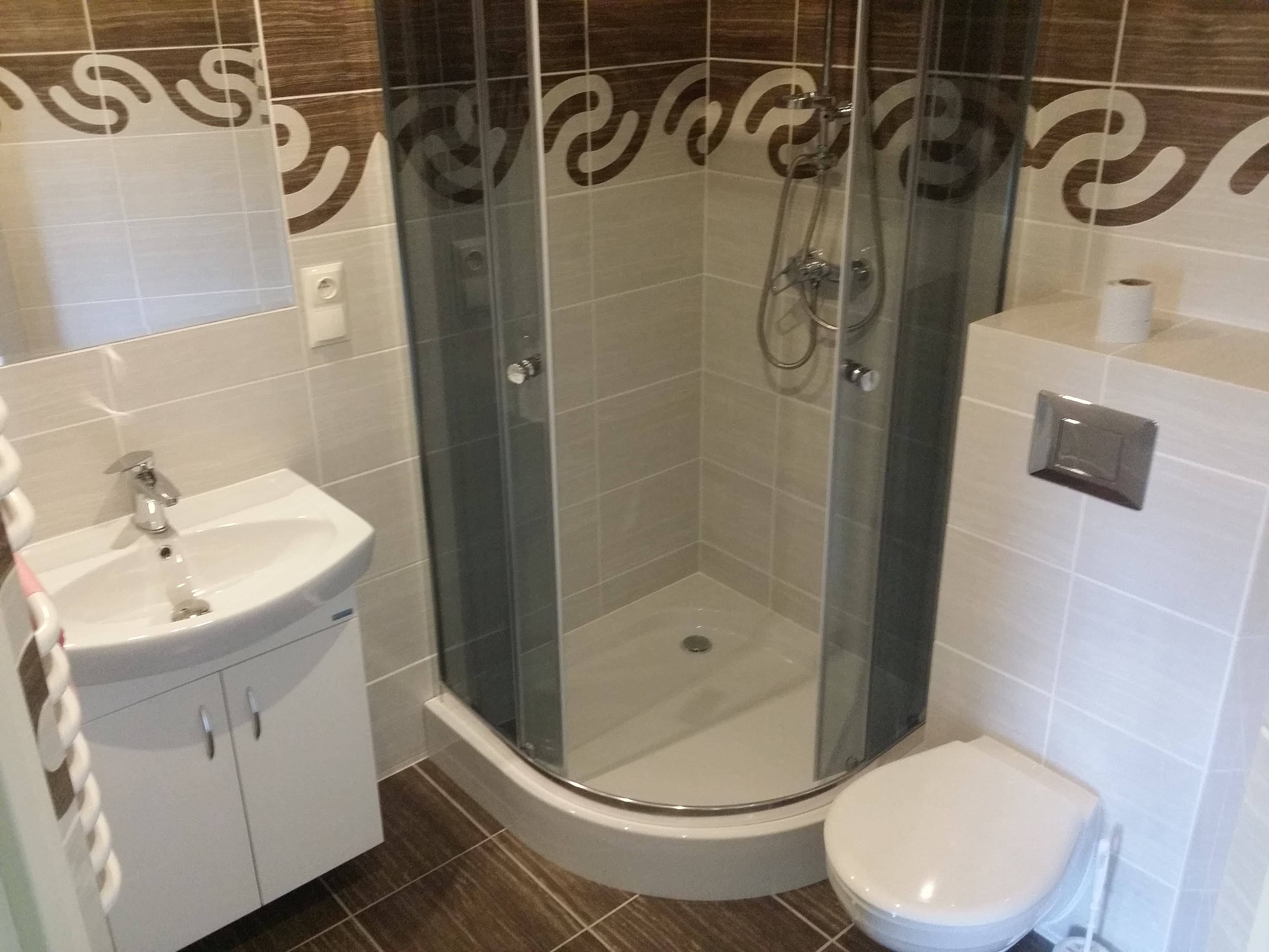 Widok na drugą część pokoju gościnnego